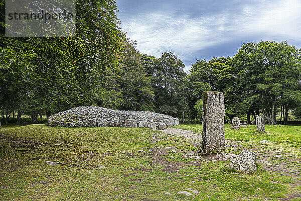 Clava cairn  bronzezeitliches Rundkammergrab  Inverness  Highlands  Schottland  Vereinigtes Königreich  Europa