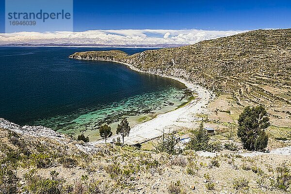 Verlassener Strand am Titicacasee auf der Isla del Sol (Sonneninsel)  Bolivien