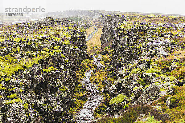 Das Wahrzeichen des Öxarárfoss im Pingvellir-Nationalpark