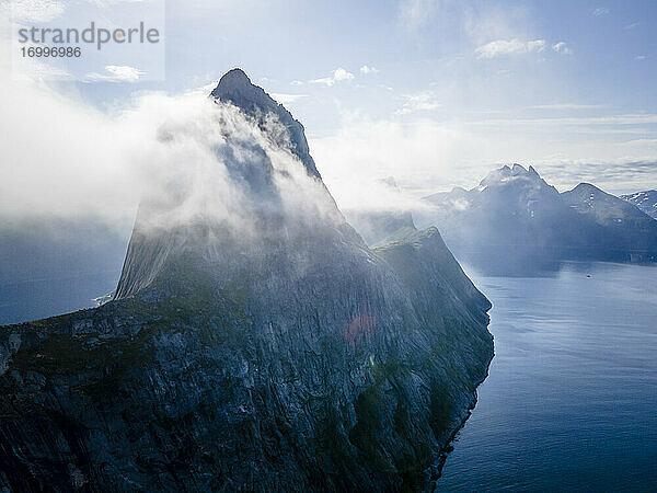 Panoramablick auf den Berg Segla in Norwegen