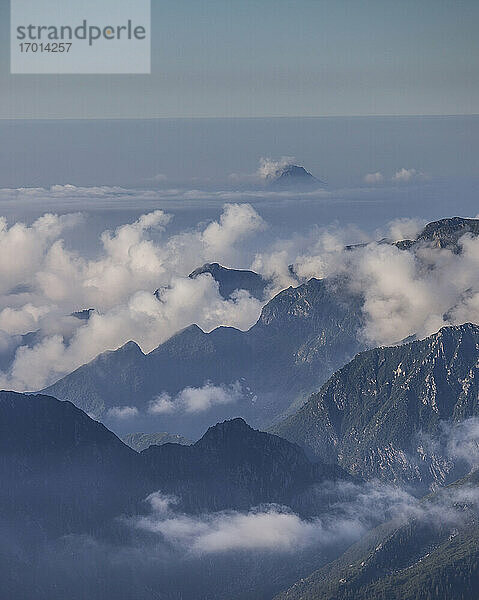 Schweiz  Monte Rosa  Luftaufnahme des Monte Rosa Massivs