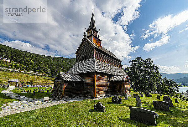 Kaupanger Stabkirche  Kaupanger  Vestland  Norwegen  Skandinavien  Europa