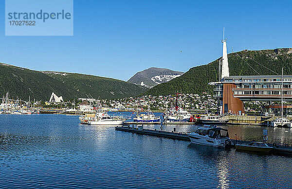 Hafen von Tromso  Norwegen  Skandinavien  Europa