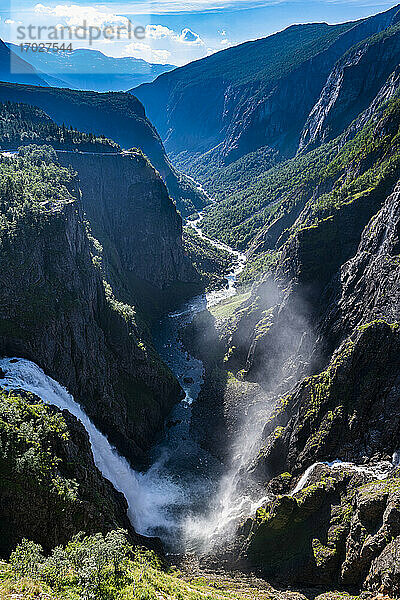 Voringvossen Wasserfall  Eidfjord  Norwegen  Skandinavien  Europa