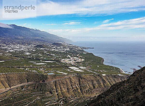 Blick auf Tazacorte vom Mirador del Time  La Palma  Kanarische Inseln  Spanien  Atlantik  Europa