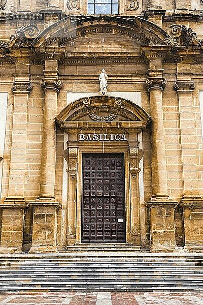 Sciacca  'Mutterkirche' (Basilica Maria SS del Soccorso)  Provinz Agrigento  Sizilien  Italien  Europa. Dies ist ein Foto von Die 'Mutterkirche' (Basilica Maria SS del Soccorso)  Sciacca  Provinz Agrigento  Sizilien  Italien  Europa.