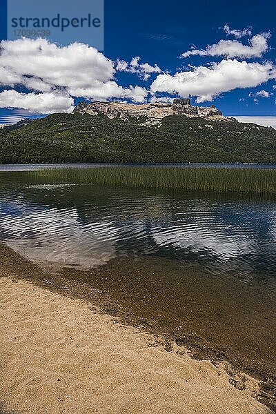 Falkner-See (Lago Falkner)  Teil der 7-Seen-Route  San Carlos de Bariloche  Provinz Rio Negro  Patagonien  Argentinien