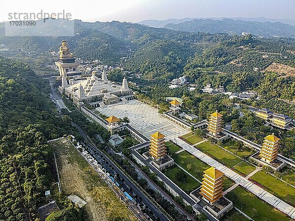 Luftaufnahme des Fo Guang Shan Klosters  Fo Gunag Berg oder Shan  Taiwan  Dashu Bezirk  Kaohsiung Stadt  Taiwan  Asien