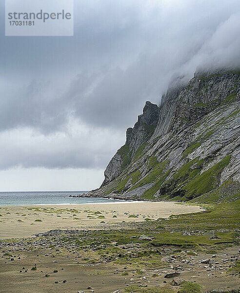 Strand von Bunes  Bunesstranda  Lofoten  Nordland  Norwegen  Europa