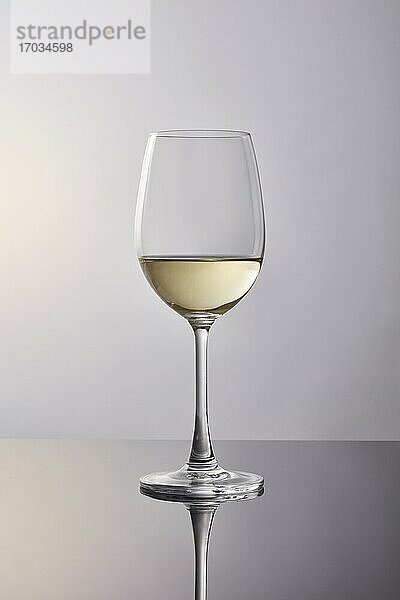 Ein Glas Wein