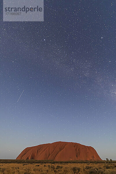 Australia  Northern Territory  Starry sky over Uluru (Ayers Rock) at dusk
