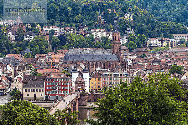 Germany  Baden-Wurttemberg  Heidelberg  Church of Holy Spirit and surrounding old town buildings