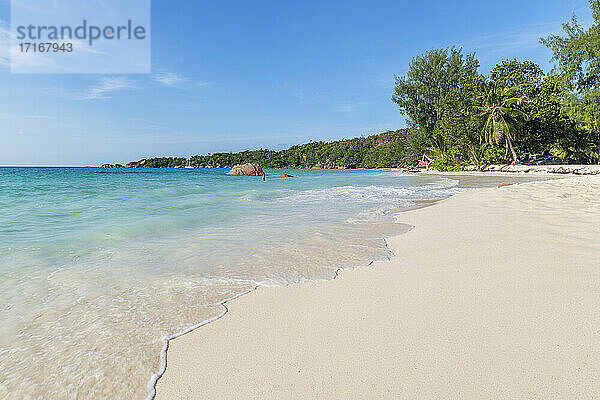 Seychelles  Praslin Island  Anse Lazio sandy beach with crystal clear turquoise ocean