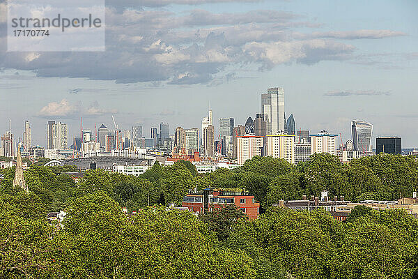 Großbritannien  England  London  Skyline der Stadt vom Primrose Hill Park aus gesehen