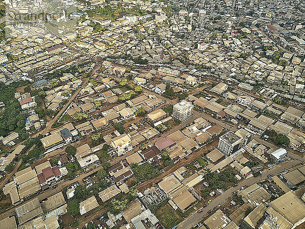Yaounde  Kamerun  Luftaufnahme der Stadt