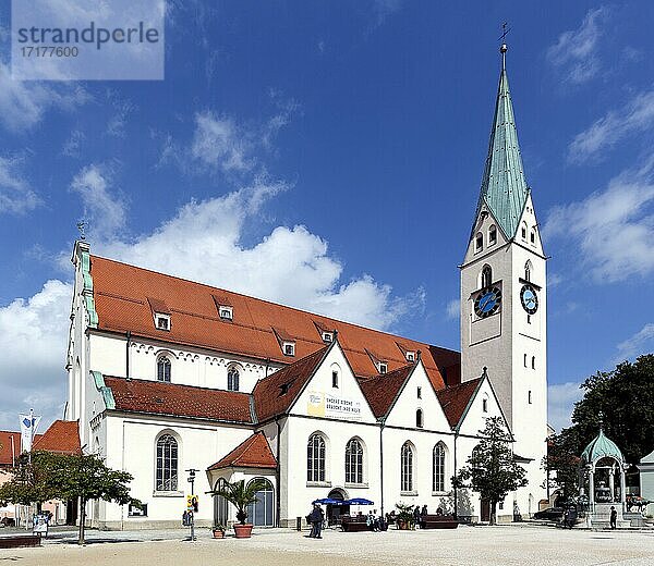 Evangelische Stadtpfarrkirche St. Mang  Kempten  Allgäu  Bayern  Deutschland  Europa