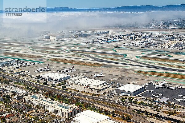 Übersicht Terminals des Flughafen Los Angeles  USA  Nordamerika