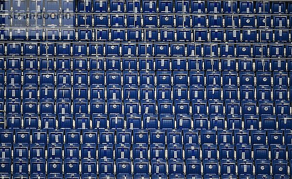 Geisterspiel  Leere Sitzreihen auf der Stadiontribüne  abgeklebt wegen Corona-Krise  PreZero Arena  Sinsheim-Hoffenheim  Baden-Württemberg  Deutschland  Europa