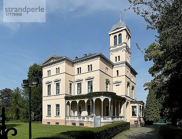 Villa Bernauer  Tiergartenstraße  Kleve  Niederrhein  Nordrhein-Westfalen  Deutschland  Europa