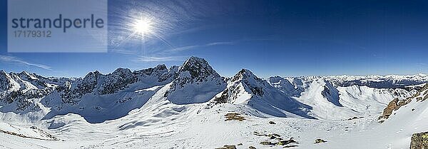 Panorama in Richtung Acherkogel  Ötztaler Alpen  Tirol  Österreich  Europa