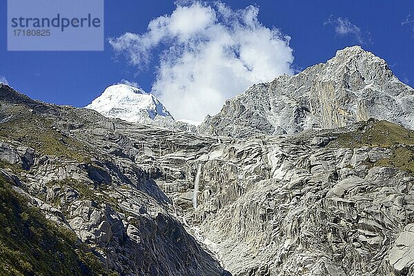 Gletscherbach beim Nevado Huandoy  Cordillera Blanca  bei Caraz  Provinz Huaylas  Peru  Südamerika