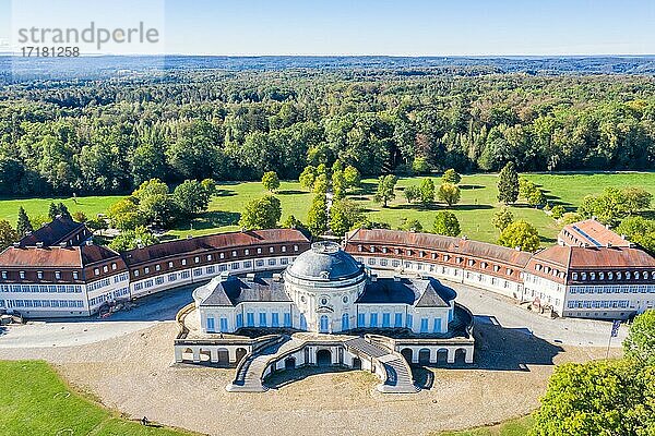 Schloss Solitude Stuttgart von oben Luftbild Stadt Architektur Reise reisen  in Stuttgart  Deutschland  Europa