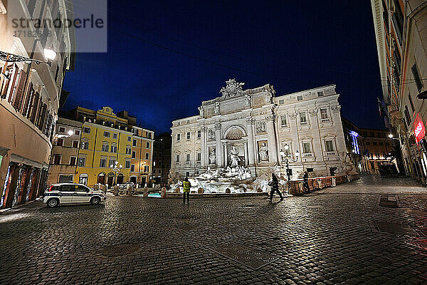 Italien  Latium  Rom  Trevi-Brunnen