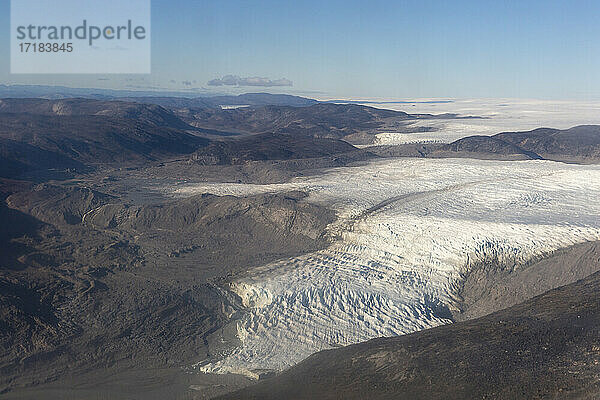 Luftaufnahme des UNESCO-Welterbes Ilulissat-Eisfjord  bei Ilulissat (Jakobshavn)  Grönland  Polarregionen