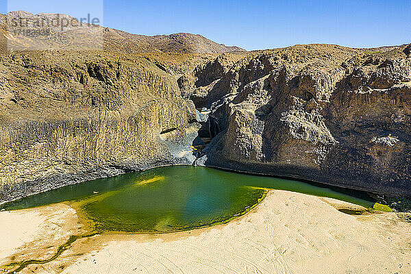 Luftaufnahme des Timia-Wasserfalls  Oase von Timia  Air Mountains  Niger  Afrika