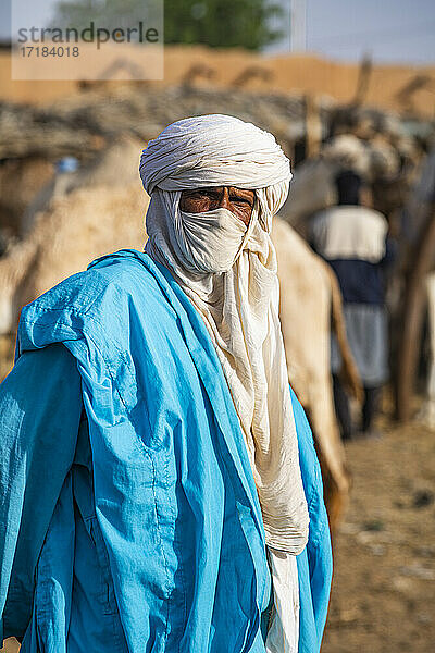 Tuareg-Mann  Tiermarkt  Agadez  Niger  Afrika