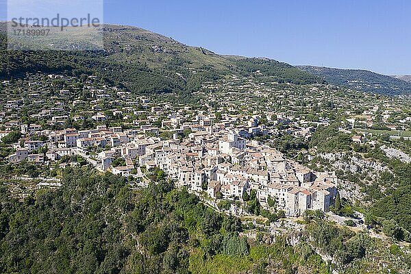 Luftaufnahme historische Altstadt von Tourrettes-sur-Loup  Region Provence-Alpes-Cote d?Azur  Departement Alpes-Maritimes  Südfrankreich  Frankreich  Europa