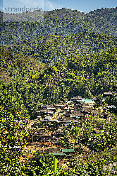 Abgelegenes Dorf in den Bergen bei Kengtung  Myanmar