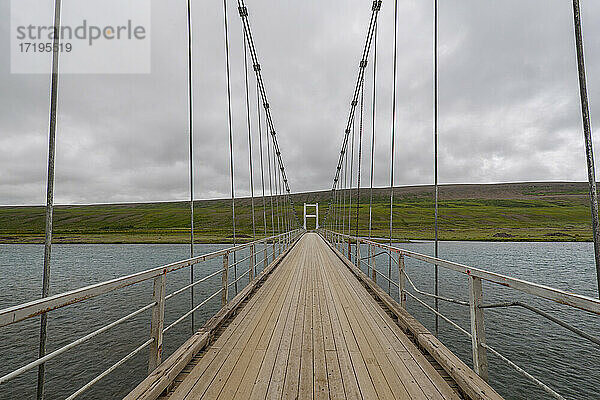 Hängebrücke im isländischen Hochland