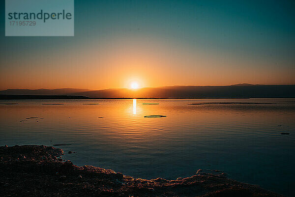 Sonnenaufgang am Toten Meer