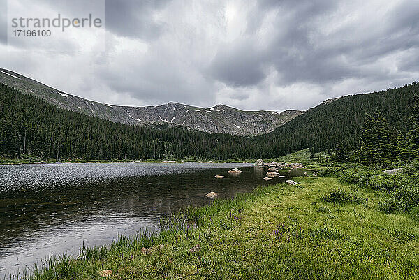 Bear Tracks Lake mit Mount Evans im Hintergrund  Colorado