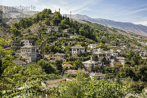 Altstadt auf Mali I Gjere in Gjirokaster  Albanien