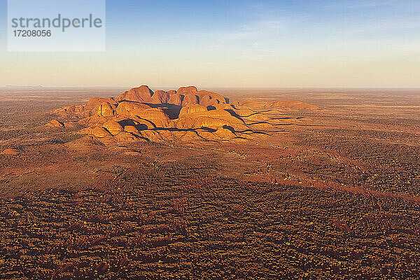 Australien  Nordterritorium  Luftaufnahme der Kata Tjuta Felsformation