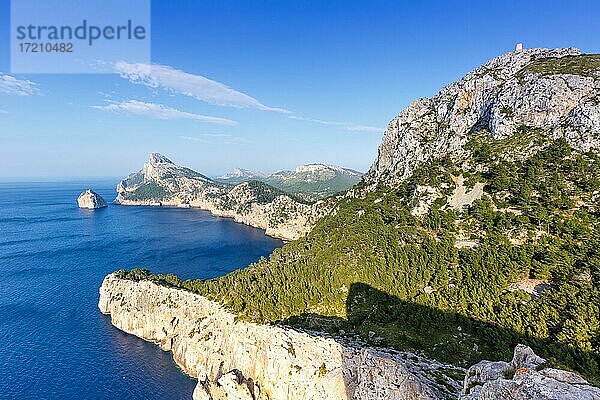 Mirador Es Colomer Cap Formentor Landschaft Meer Textfreiraum Copyspace auf Mallorca  Spanien  Europa