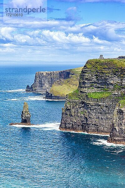 Cliffs of Moher Klippen Reise reisen Landschaft Meer Tourismus Natur Ozean Atlantik in Irland
