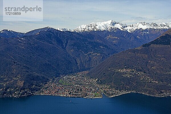 Blick auf Cannobio vom Monte Borgna  Luino  Lago Maggiore  Piemont  Italien  Europa