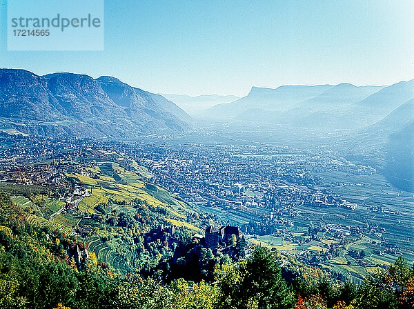 Landschaft  Europa  Italien  Suedtirol  Burggrafenamt  Meran  Dorf Tirol  Schloss Tirol  Burg  Herbst| landscape  Europe  Italy  Italia  South - Tyrol  Alto Adige  Burgraviato  Merano  Tirolo  castel Tirolo  castel