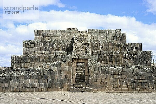 Pyramide der Inka  Ushnu  Vilcashuamán  Region Ayacucho  Peru  Südamerika