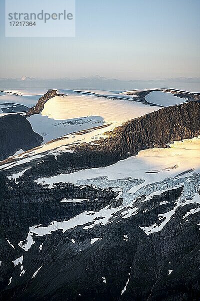 Evening atmosphere  glaciers and mountains in Jostedalsbreen National Park  view from the top of Skåla mountain  Breheimen mountain range  Stryn  Vestland  Norway