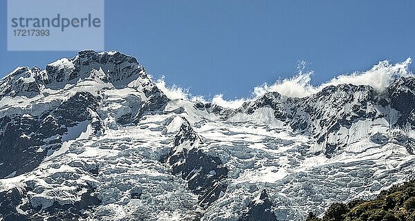 Berggipfel Mount Sefton mit Tucket Glacier und Huddelston Glacier  Mount Cook Nationalpark  Region Canterbury  Südinsel  Neuseeland  Ozeanien