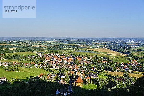 Dorf Weingarts nahe Kunreuth  Fränkische Schweiz  Oberfranken  Franken  Bayern  Deutschland  Europa