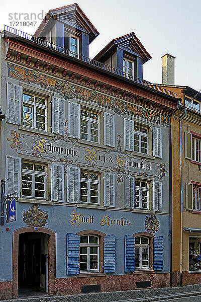Haus  historisch  Fassadenmalerei