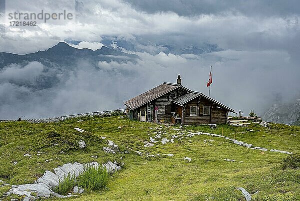 Berghütte Suls-Lobhornhütte  Lauterbrunnen  Berner Alpen  Schweiz  Europa