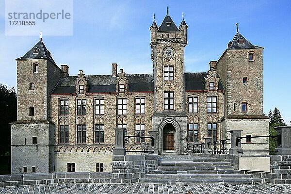 Wasserschloss Streekhuis Kasteel Tillegem in Sint Michiels bei Brügge  Westflandern  Benelux  Belgien  Europa