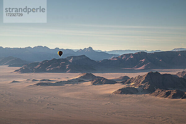 Rocky Mountains  Luftaufnahme mit Heißluftballon fliegen über sie  Namibia  Afrika