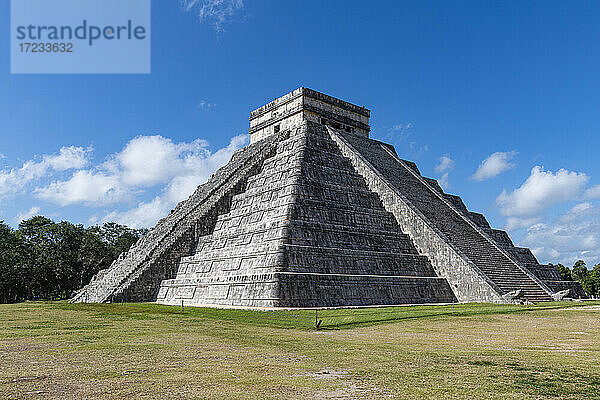 Präkolumbianische Stadt  Chichen Itza  UNESCO-Weltkulturerbe  Yucatan  Mexiko  Nordamerika